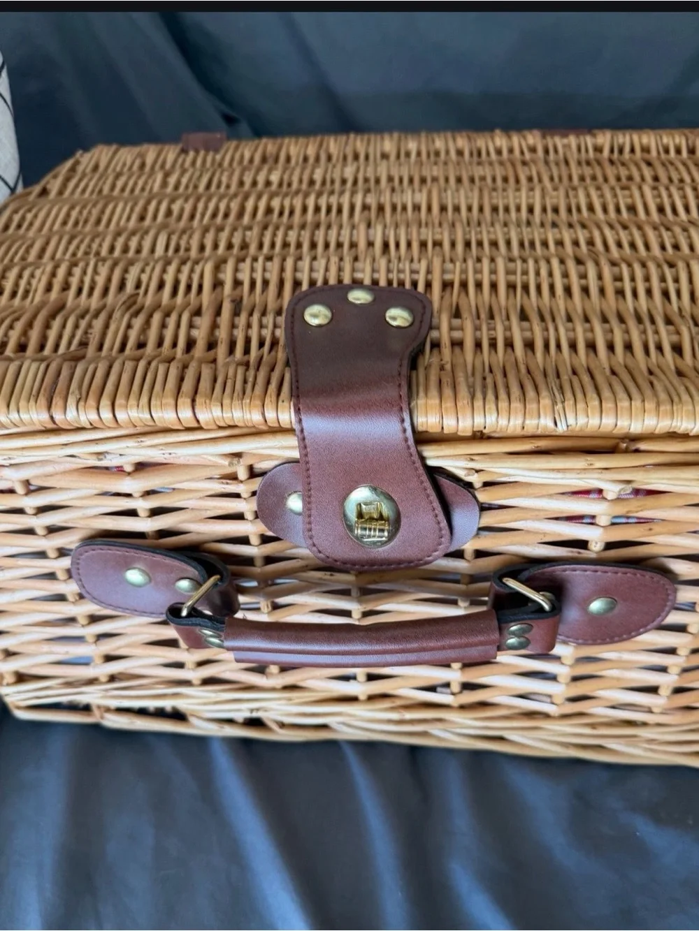 Picnic basket plaid red and white vintage